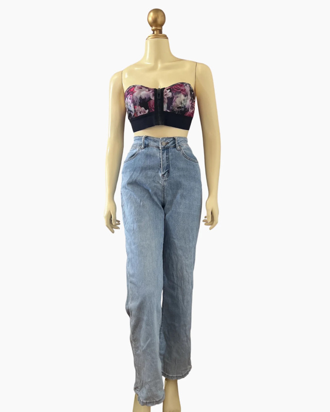 Light-Wash Relaxed Straight-Leg Jeans