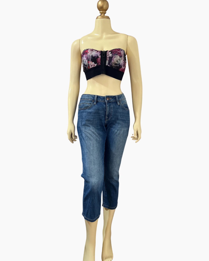 Mid-Wash Cropped Straight-Leg Jeans