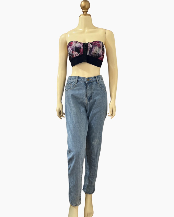 Relaxed Tapered High-Waisted Mom Jeans